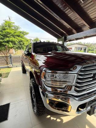 RAM 3500 6.7 I6 TURBO DIESEL LIMITED LONGHORN CD 4X4  AUTOMÁTICO